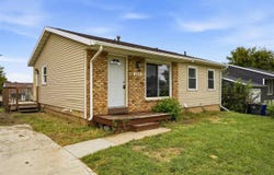 3210 Carriage Dr SW, CedarRapids, IA 52404