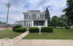 36465 Main, New Baltimore, MI 48047