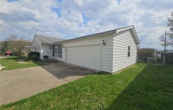 3509 11th Avenue, Vienna, WV 26105