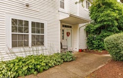 375 Vista Circle unit: 23C, North Olmsted, OH 44070