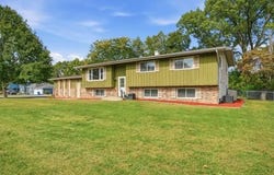 502 8th Street SE, DeMotte, IN 46310