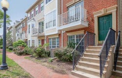 33 Holly St, Jersey City, NJ 07305-4838