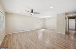 1142 W KINGS HIGHWAY, MOUNT EPHRAIM, NJ 08059