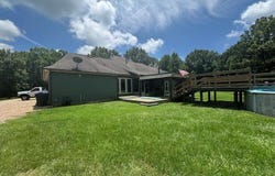 130 Private Rd 7301, De Berry, TX 75639