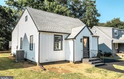 431 E PARK AVE, MAPLE SHADE, NJ 08052