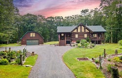 157 Tinkwig Drive, Hawley, PA 18428