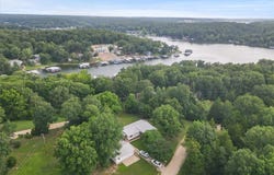 28660 Crestline Road, Gravois Mills, MO 65037