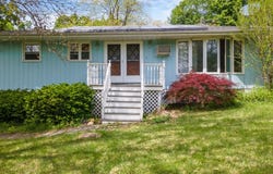 2 Pheasant Lane, East Greenbush, NY 12061