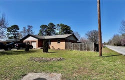 2000 A & B Dee Avenue, Springdale, AR 72762