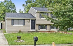 2349 Warfield Drive, Grove City, OH 43123