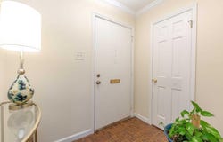 8 Kingsbridge Way, Little Rock, AR 72212