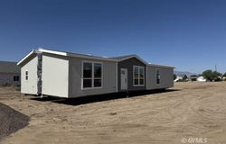 1565 W Cobblestone Dr, Safford, AZ 85546