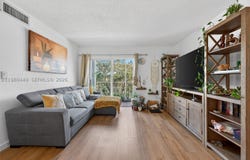 8950 NE 8th Ave, Miami, FL 33138