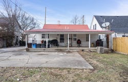 414 E 2nd Street, Augusta, KY 41002