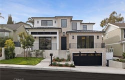 711 N Dianthus Street, Manhattan Beach, CA 90266