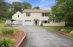 5 Johns Drive, Hooksett, NH 03106
