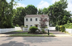36 Rose Street, Smithtown, NY 11787