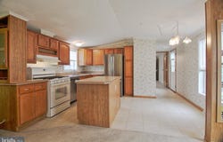 504 MAPLE DRIVE, GREEN LANE, PA 18054