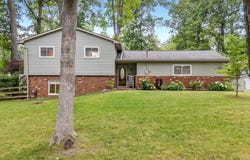 835 Oakgrove, Highland, MI 48356