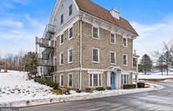 384 EVANSVILLE Road, FLEETWOOD, PA 19522