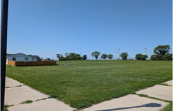 414 Berlin Circle, Marshall, MN 56258
