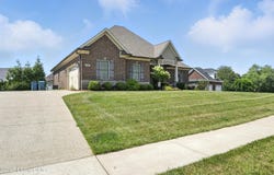 7507 Greenfield Pl, Crestwood, KY 40014