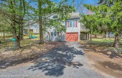 9 Rockspring Court, Lake Harmony, PA 18624