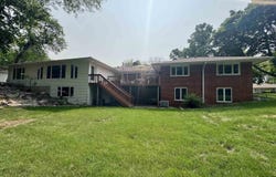 420 Loomis Ave, Fort Dodge, IA 50428