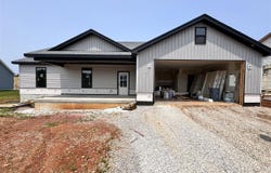 58 Robert Allen Lane, Brandenburg, KY 40108
