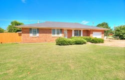 721 N Harrison Avenue, Blanchard, OK 73010