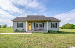 450 Rolling Way, Smiths Grove, KY 42171