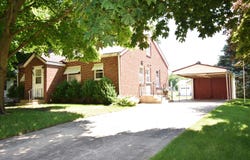 105 1st St. N., Hazleton, IA 50641
