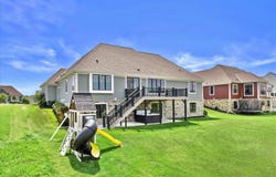 1424 White Deer Trl, Waukesha, WI 53189