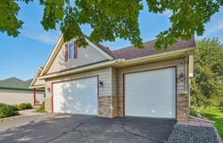 22865 Zion Parkway NW, Oak Grove, MN 55005
