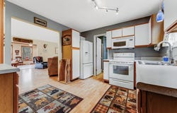 54 Lakeside Road, Terra Alta, WV 26764