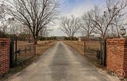 307 Chester Thomas Road, Springfield, GA 31329