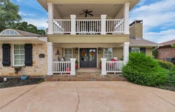 4018 Crescent Drive, Granbury, TX 76049