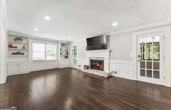 129 N Lakeside Drive NW, Kennesaw, GA 30144