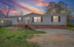 2231 Westminster Highway, Walhalla, SC 29691