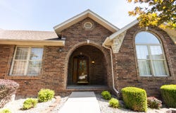 901 W Yellowstone Street, Nixa, MO 65714