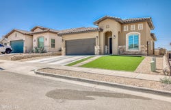 12826 Osmotherly Avenue, El Paso, TX 79928