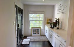 3759 Lockerbie Ln, Glendale, CA 91208