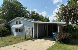 2611 Skylark St, Rochester Hills, MI 48309
