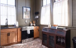 6736 Morganton Rd, Greenback, TN 37742