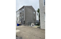 809 S 6TH STREET, CAMDEN, NJ 08102