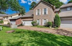 5713 S Lakeshore Drive, Shreveport, LA 71119