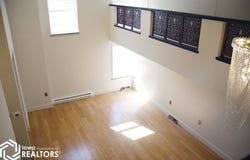 51 E Broadway #101, Fairfield, IA 52556