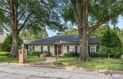 804 Holland Drive, Denison, TX 75020