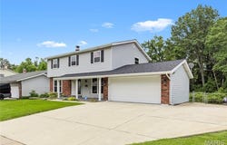 14620 Avocado Lane, Florissant, MO 63034