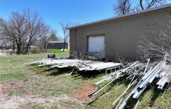 305 NE 3rd Street, Luther, OK 73054